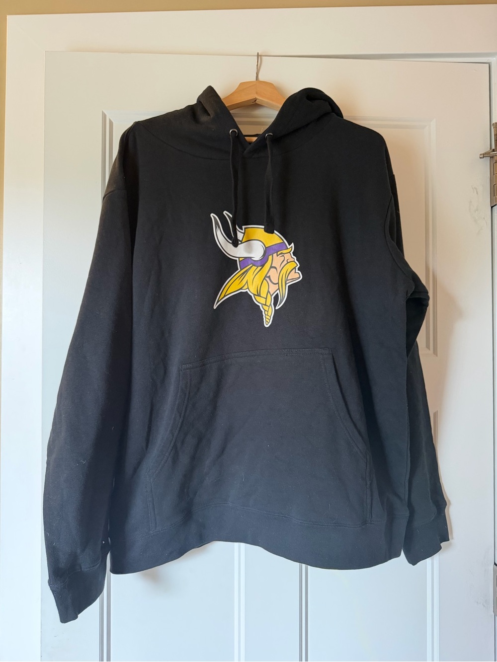 Fanatics Black Minnesota Vikings Hoodie with Yellow & Purple Logo